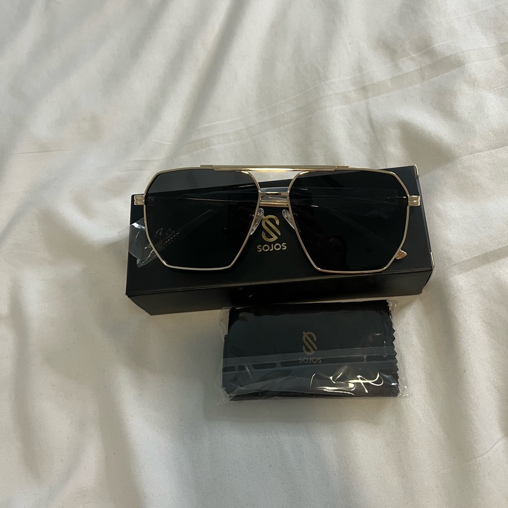 Brand new sunglasses